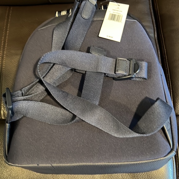 Tommy Hilfiger Back Pack - Picture 2 of 5